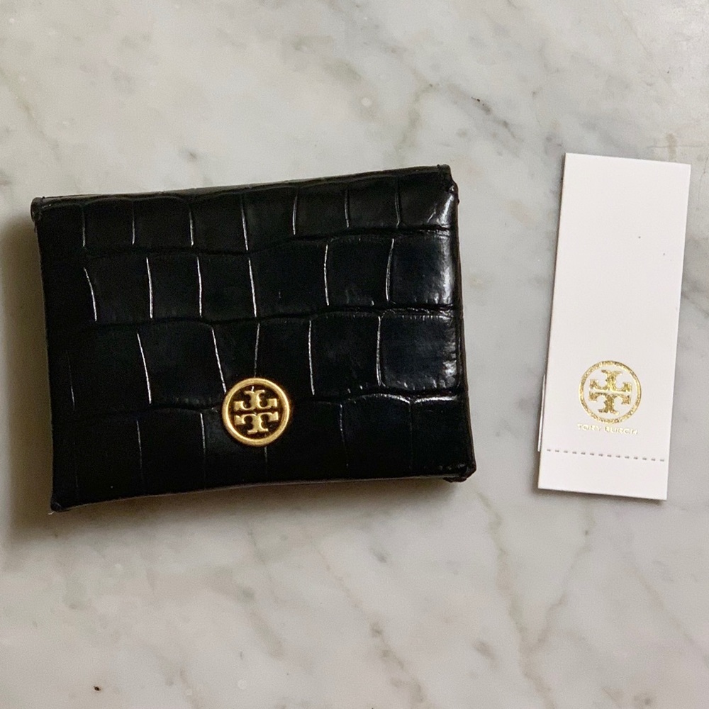 NWT Tory Burch Embossed Parker Foldable Wallet